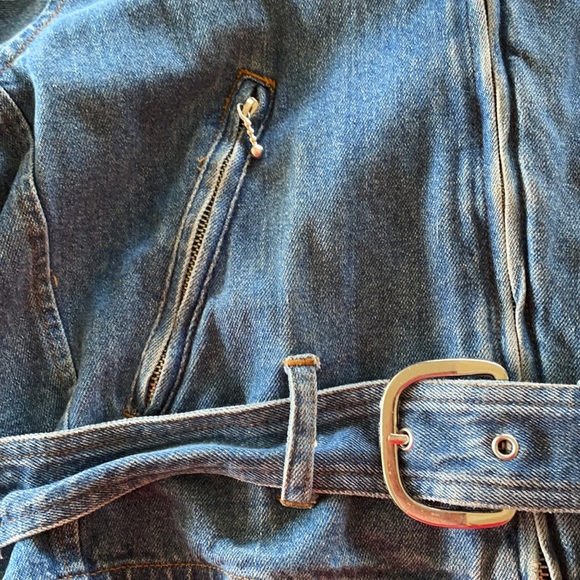 Venezia Jean Jacket - good worn condition. Zippers all work. - Picture 3 of 3